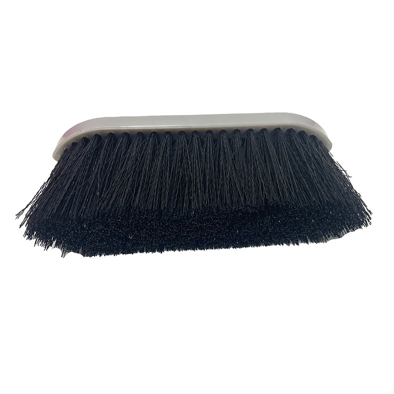 EquiSential Flick Brush