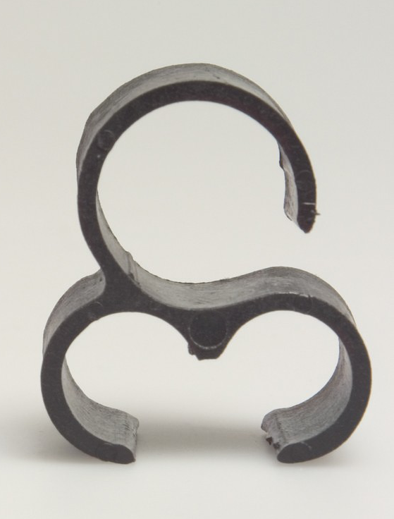 Schlauchhalter, Kunststoff für 3 Schläuche (Milchschlauch + Doppelpulsschlauch), schwarz