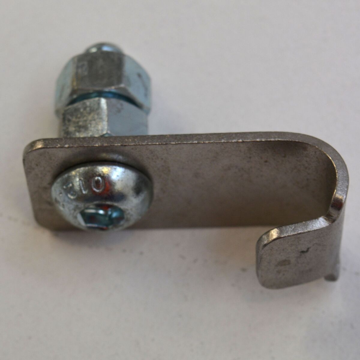 Cluster Hook For IC330 Claw 8801-4310-051