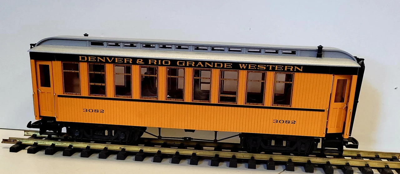 3082 LGB Denver and Rio Grande Western Passenger Car LGB2119
