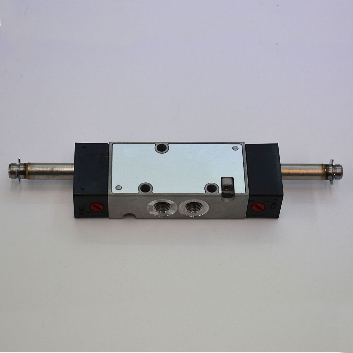 V60 Valve Body 2 x 3.2mm 1/8″ Solenoid Air/Spray NC/NC 8803-1150-047