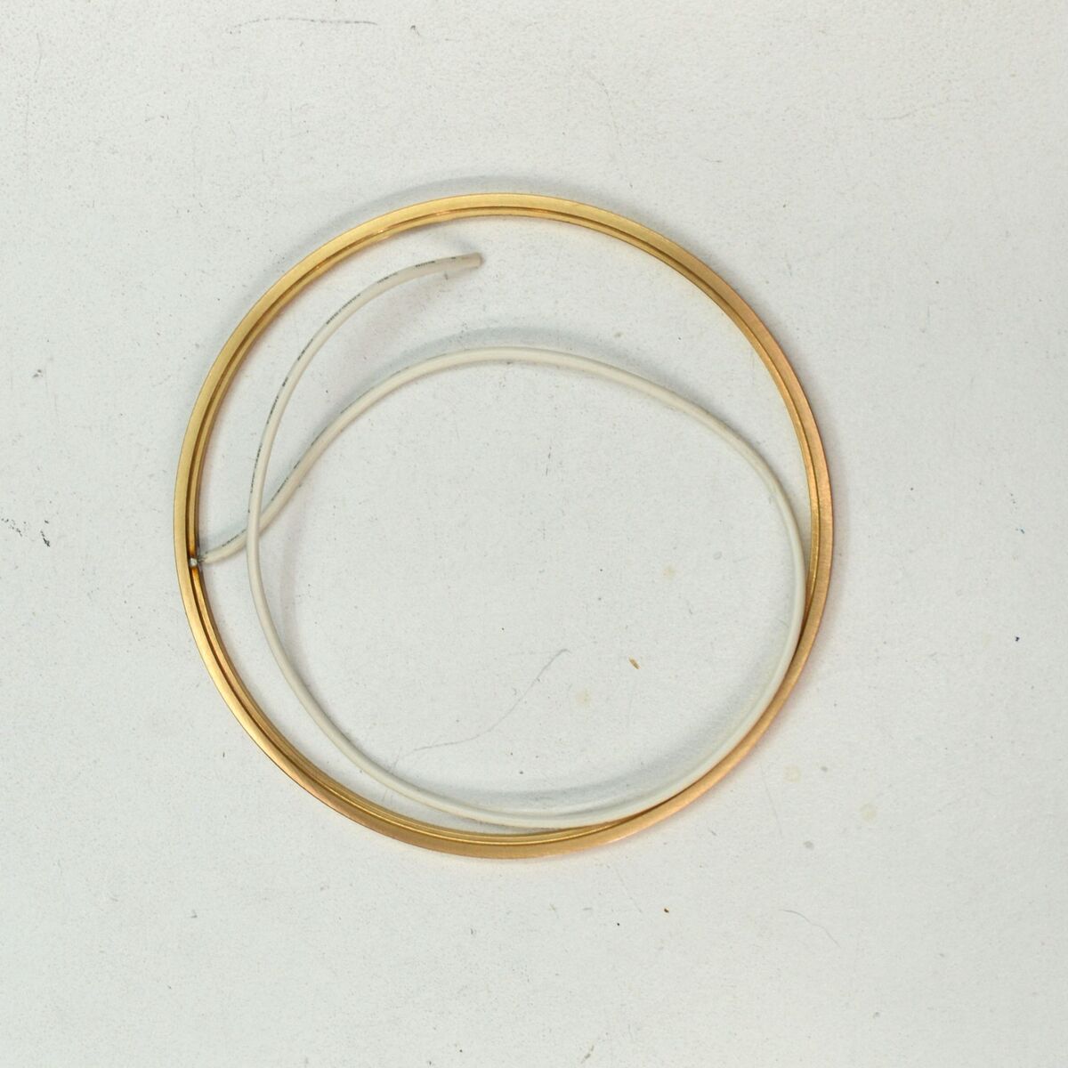 P-GLD Bronze Track Ring With White Wire 8801-6483-035
