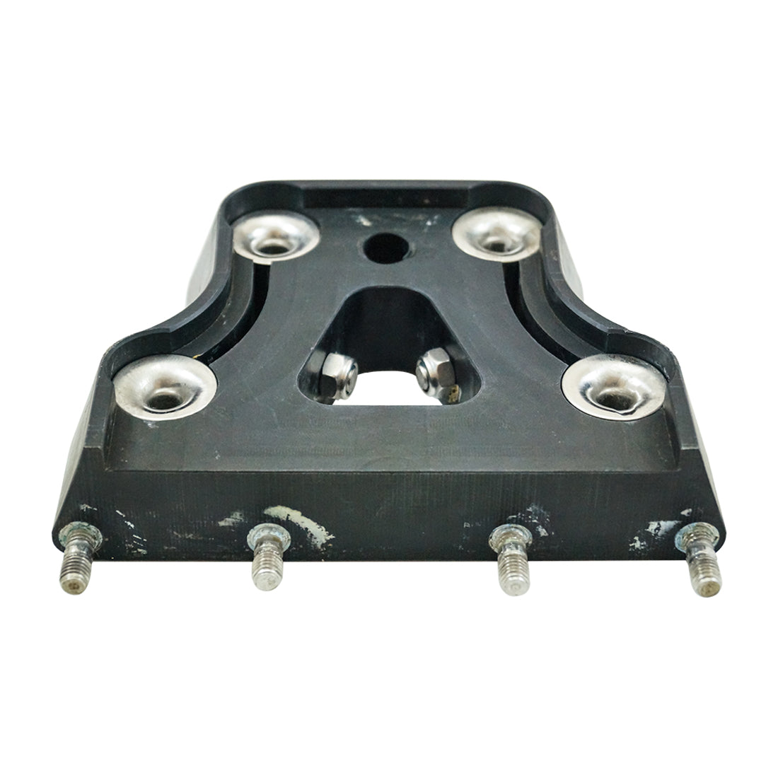 Centerplate for teatcups, used