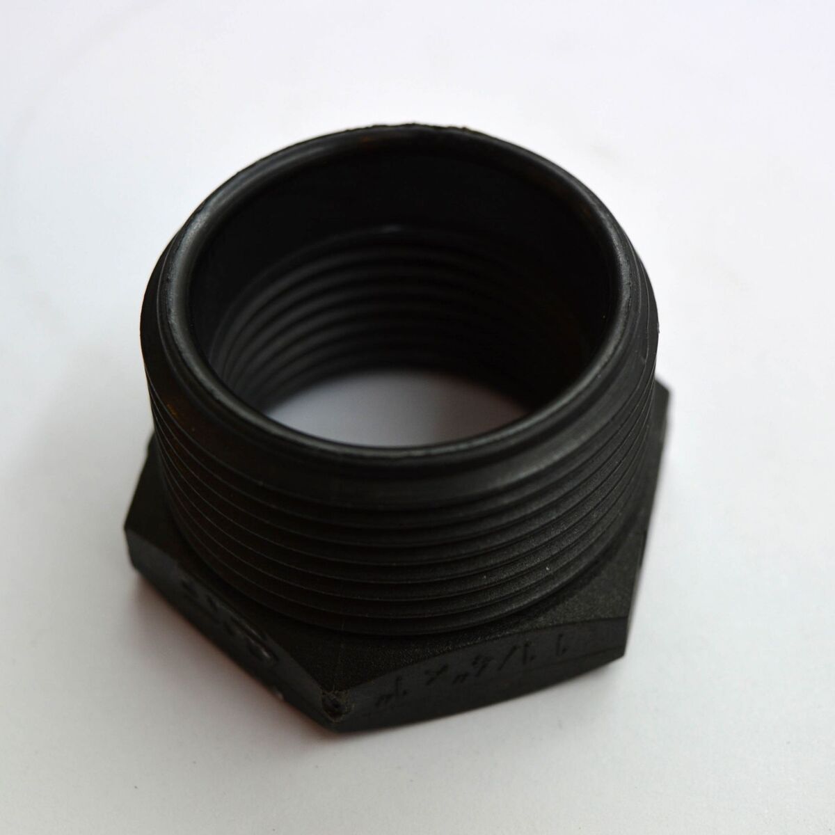 Black Plastic Reducer 32mm – 25mm 8801-4640-000