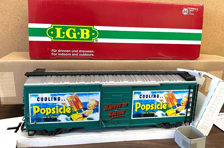 LGB Popsicle® Steel Boxcar 48913 - G scale