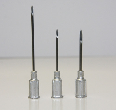 Aluminum hub 16 Gauge x 1.5 inch needles (box of 100)