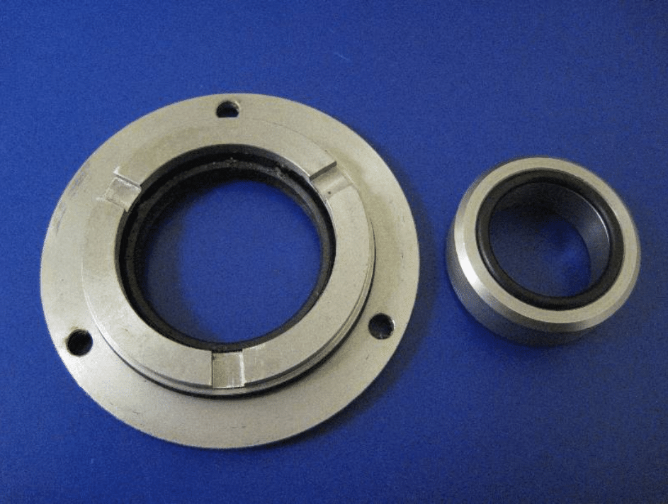 DMS8 Vacuum Pump Shaft Collar & Pump Bearing Retainer Plate