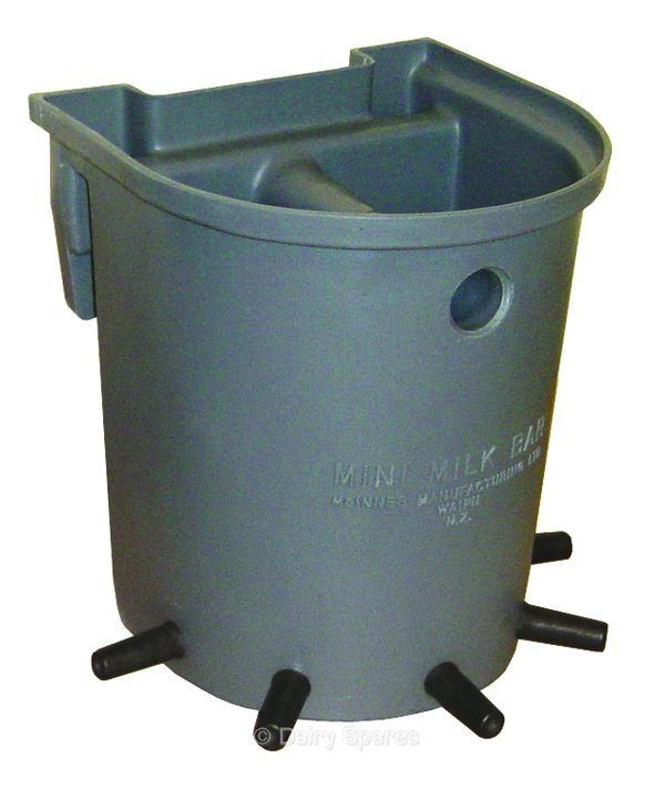 Milk Bar™ 5 Calf Feeder c/w Hooks Fitting 25mm and 40mm Rails – MB21 MB21