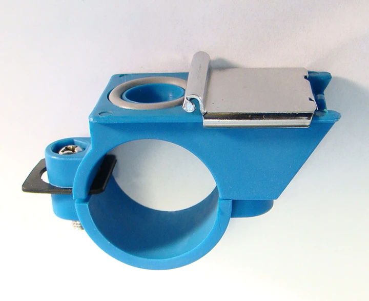 Blue Plastic Milk Valve for 1.5 inch SS 4999-1060-221