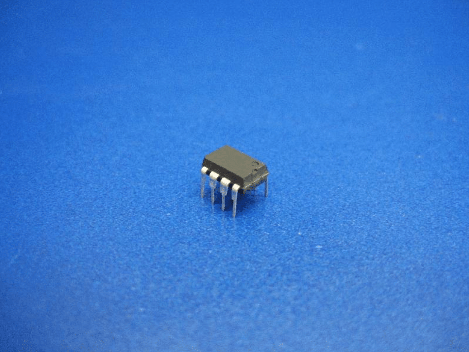 Microchip 8way – 0.3 Pitch – MC24C04-WBN6P (Milk Meter NVR Chip)