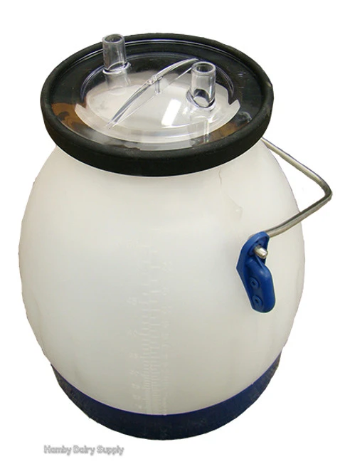 7 gallon Plastic Fresh Cow Pail with lid