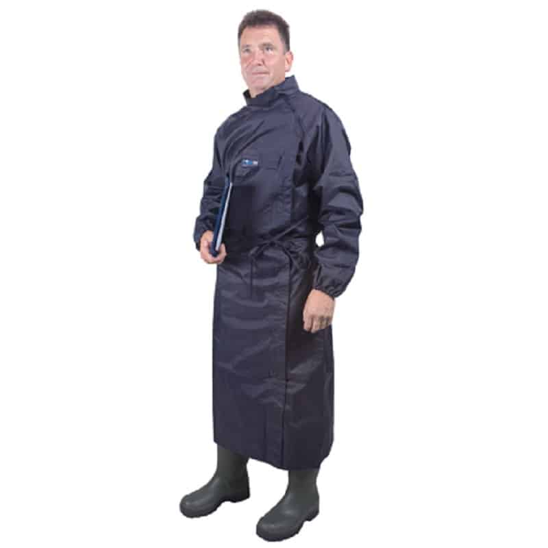 Drytex veterinary gown (navy) – long sleeved CL17