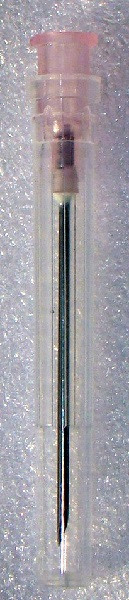 18 Gauge x 1.5 inch needles (box of 100) Pink Poly Hub