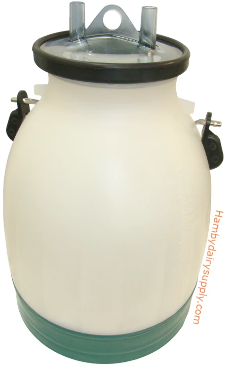 Sale! 7 gallon Plastic Fresh Cow Pail with plain plastic lid