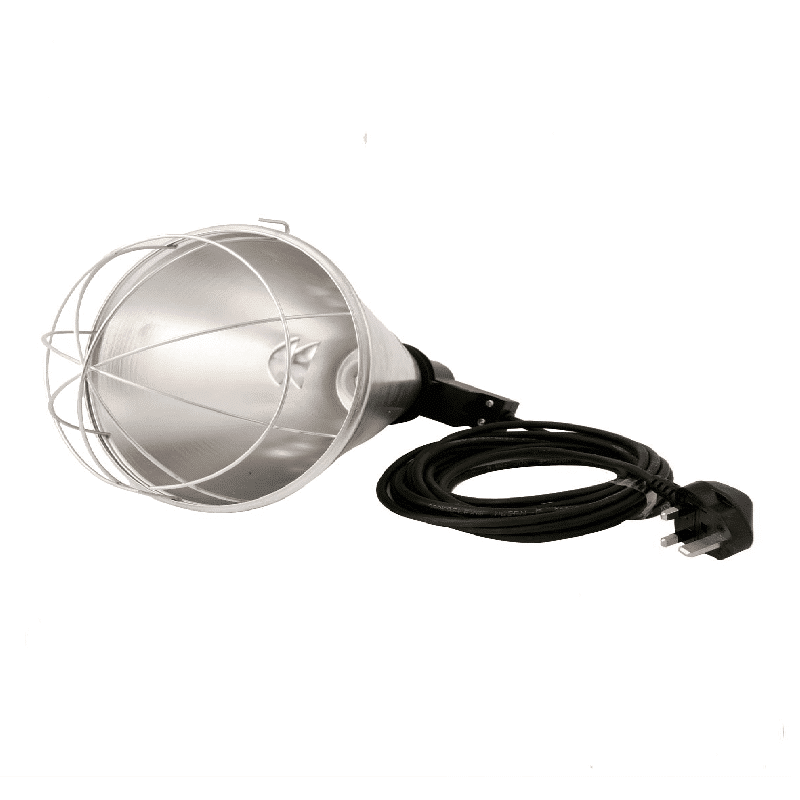 Heat lamp fitting assembly